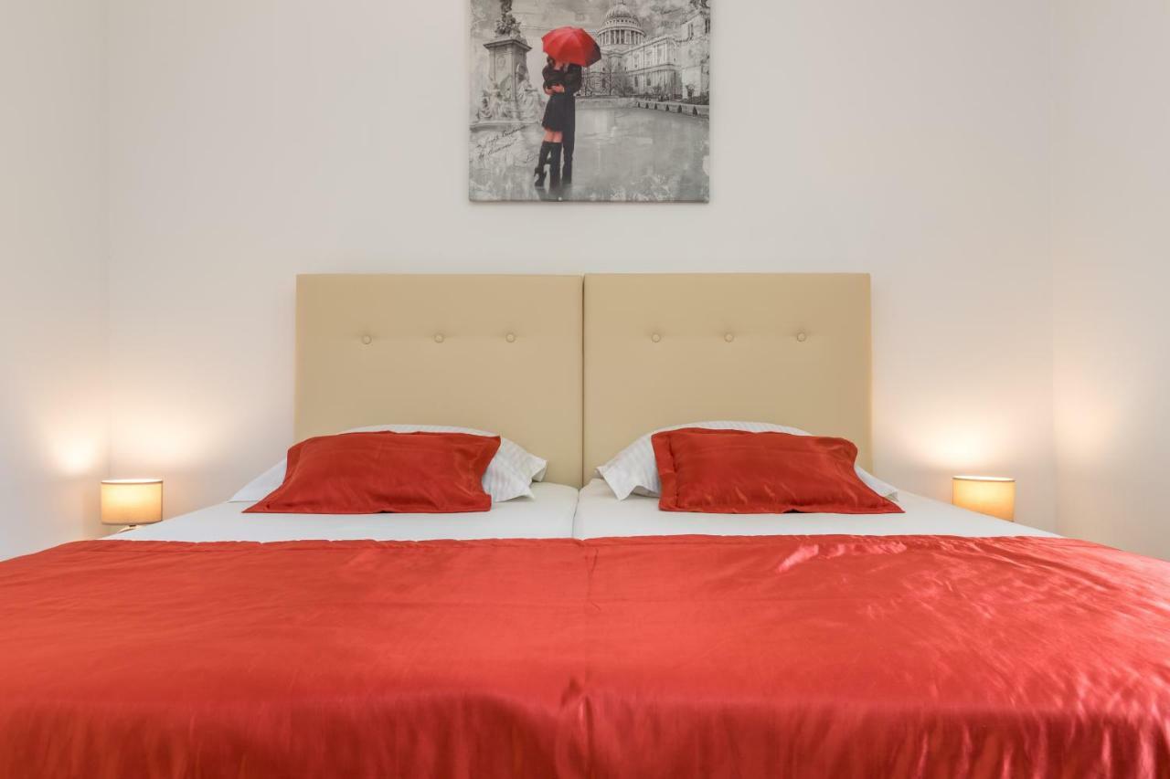 Apartment Marcela With Private Parking Split Luaran gambar